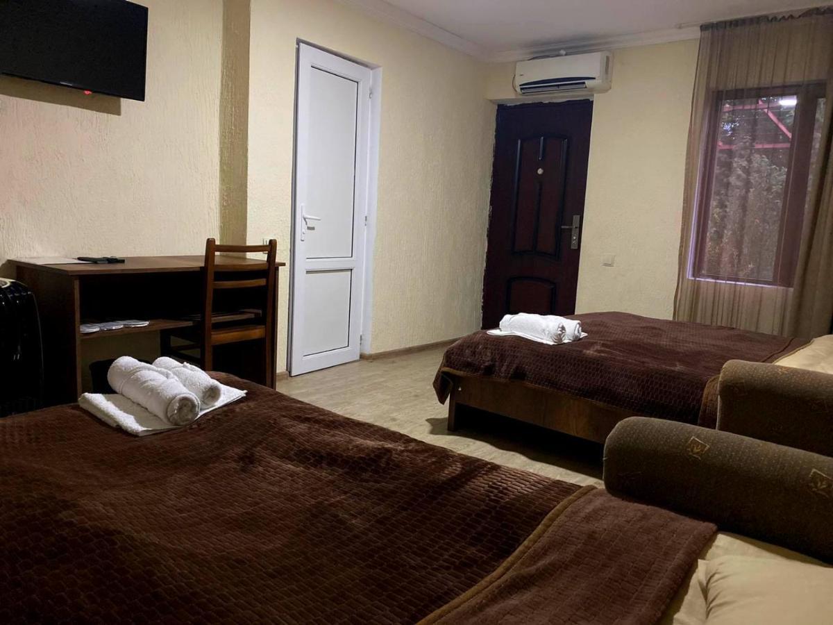 Hotel Villa Eniseli Esterno foto