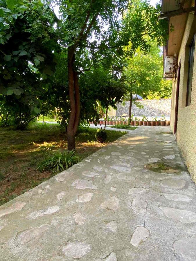 Hotel Villa Eniseli Esterno foto